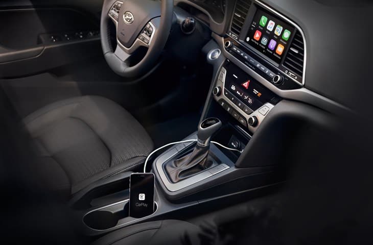 2017 Hyundai Elantra with Apple CarPlay