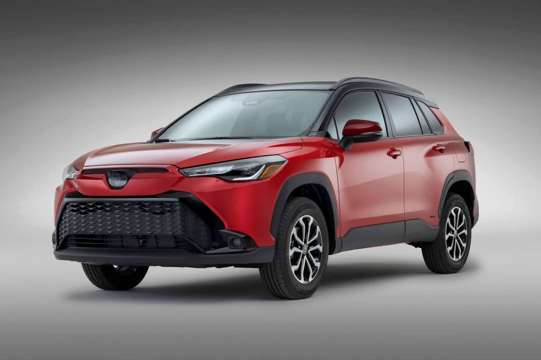 2023ToyotaCorollaCrossHybridSE0012 auto connected car news